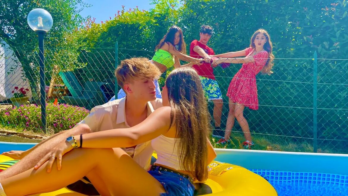 I MIEI AMICI VOGLIONO RUBARMI IL CANALE !!! – AMICI vs NEMICI – by Charlotte M.