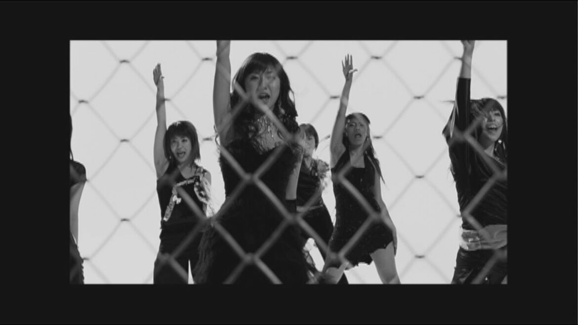 【MV】Buzy / 鯨(full.ver)