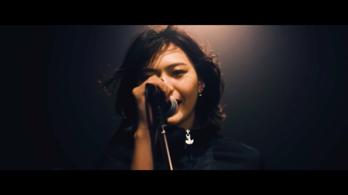 三阪咲 – 友よ恋よ(Full.ver)