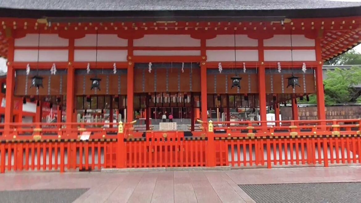 いなり、こんこん、恋いろは。伏見稲荷大社参拝