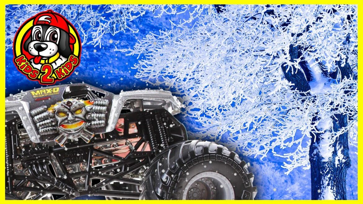 Monster Jam Trucks Play at the Park | MAX-D Finds Ice Princess SPARKLE SMASH & Helps SPIDER-MAN Home