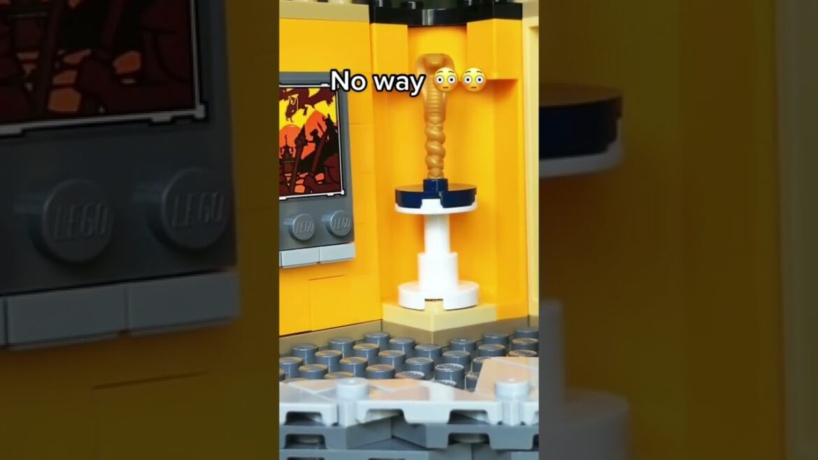 LEGO Fans Will LOVE This Video (it's not mine)
