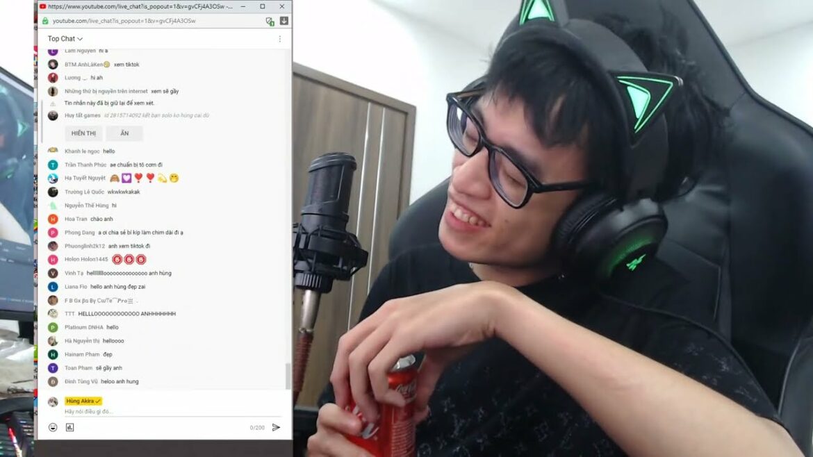 HÙNG AKIRA XEM REVIEW PHIM CẶP BÀI TRÙNG TRÙM TRƯỜNG BÁ ĐẠO VÀ TAY ĐẤM THÉP CỰC BÁNH CUỐN