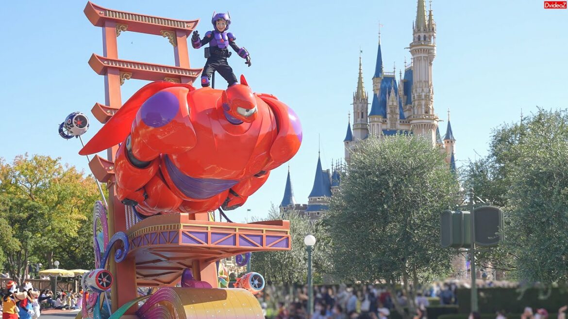 ドリーミングアップ!ベイマックスフロート