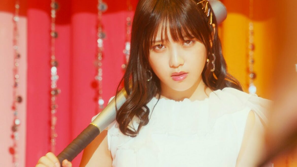 乃木坂46与田祐希が大暴れ!白目をむいて金属バット振り回す 映画「ぐらんぶる」“夏の欲望オールイン”動画解禁