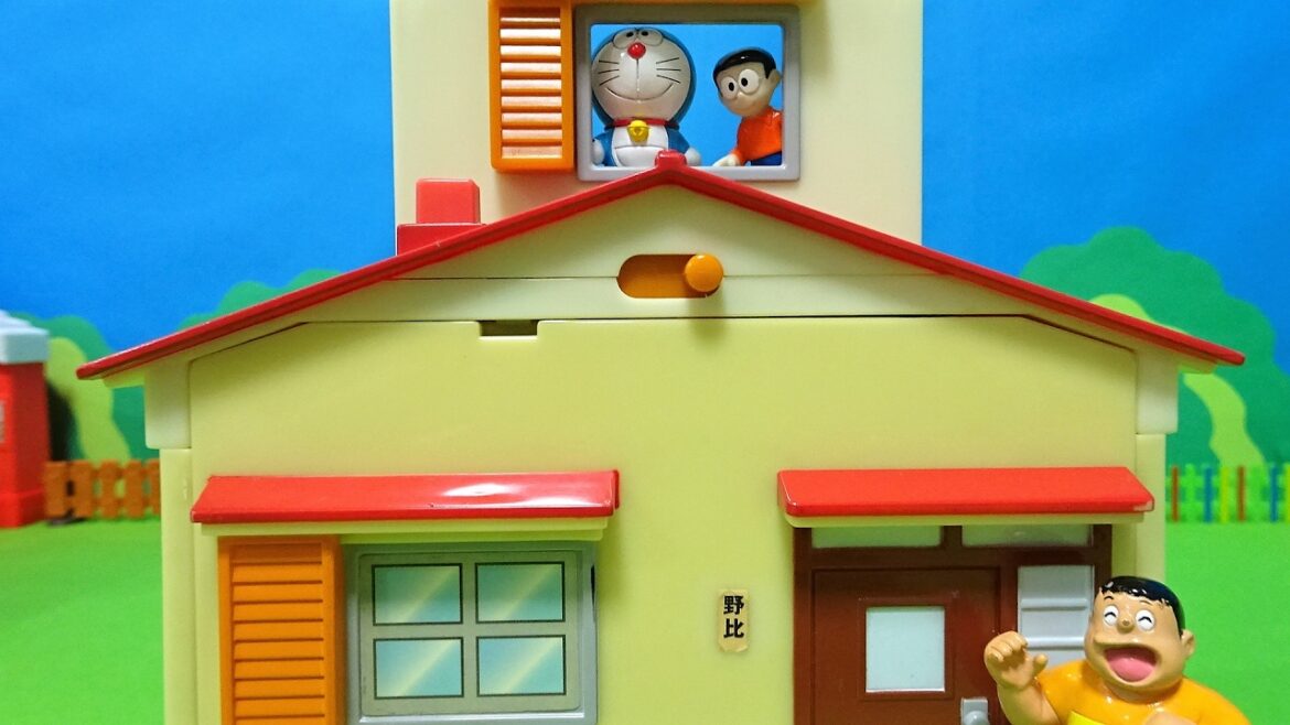 ドラえもんとのび太君がジャイアンからタイムマシーンやどこでもドアで22世紀や恐竜の時代ににげるよぉ~♪