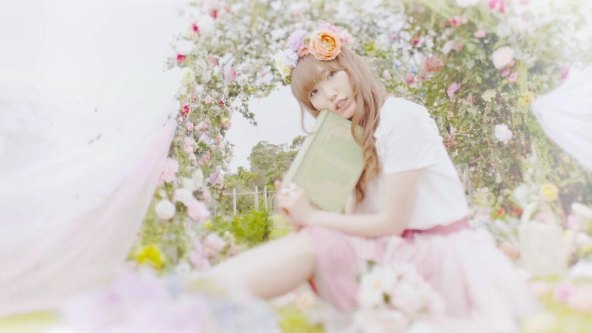 内田彩 – Blooming! (Music Video)