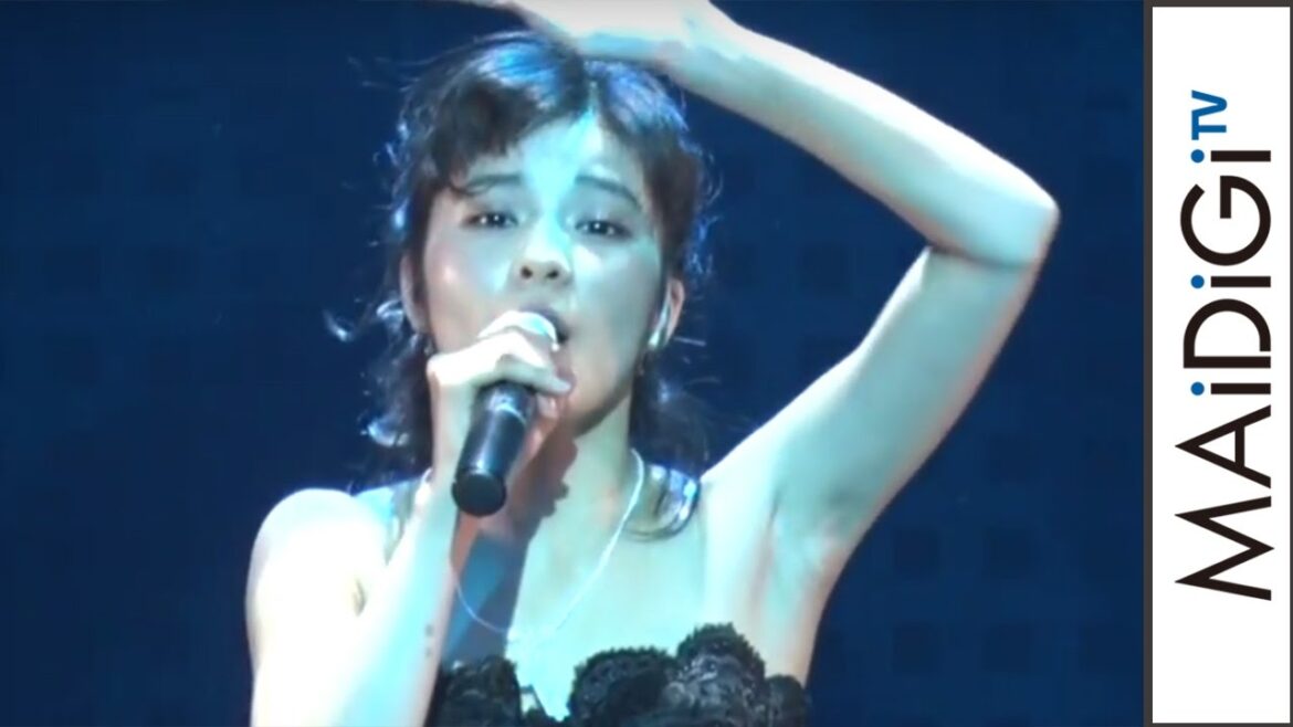 元アンジュルム田村芽実、セクシー衣装で「1986年のマリリン」を熱唱 舞台「minako ー太陽になった歌姫ー」ゲネプロ