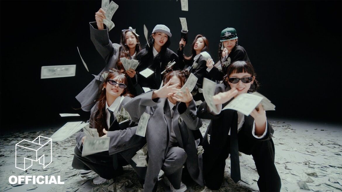 tripleS(트리플에스) LOVElution ‘Girls’ Capitalism’ MV