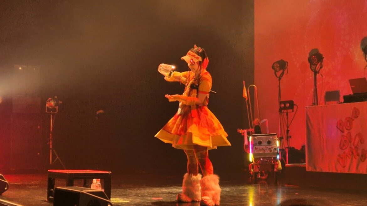 水曜日のカンパネラ - 赤猫 (ZEPP TOUR 2024 POP DELIVERY 福岡)