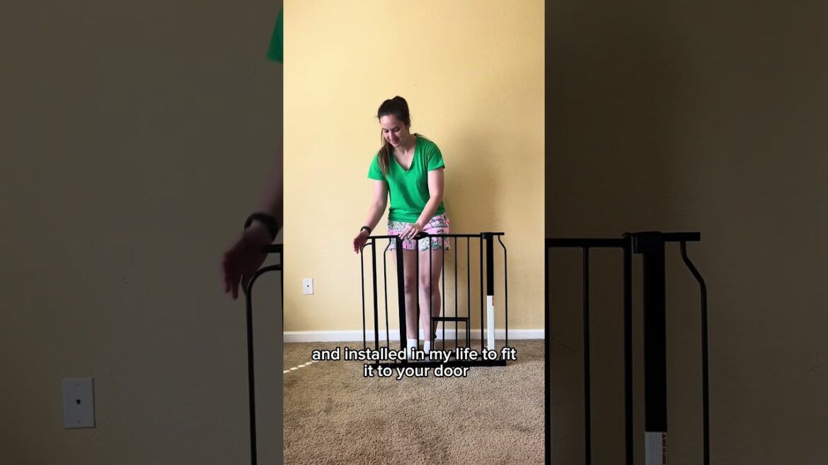 Unboxing the Carlson® Extra Wide Walk-Thru Pet Gate