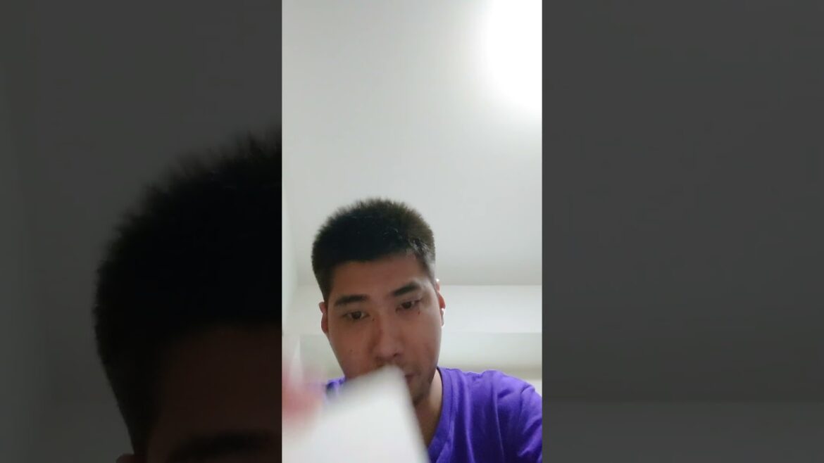 【バズコレ】ねこに転生したおじさん シールを1袋開封してみた！ #shorts