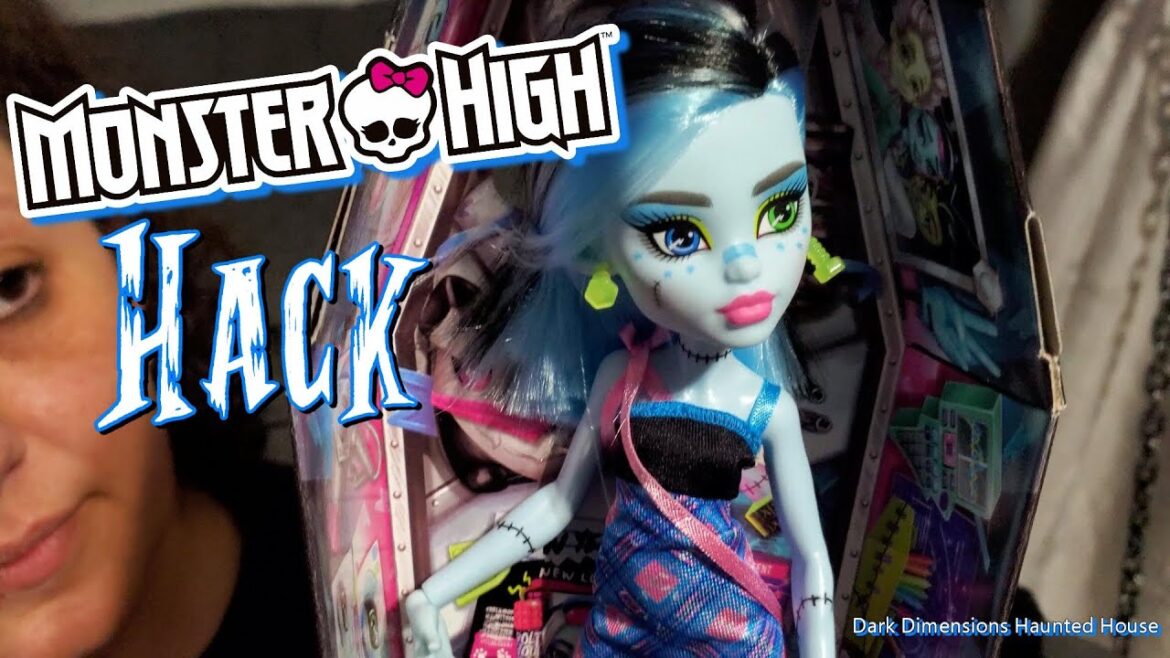 Monster High Buried Secrets "Hack" How To Find Frankie Stein G3 Doll / Unboxing & Review Video 4K