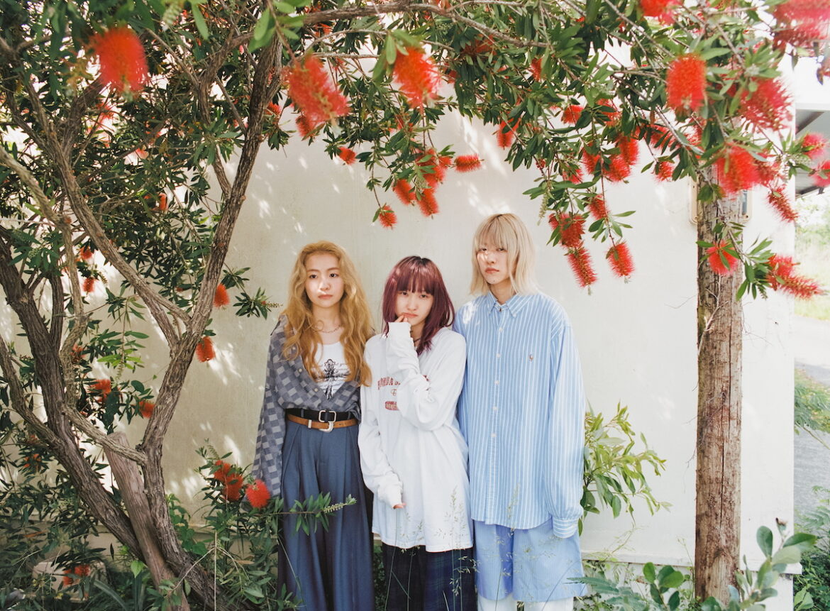 Chilli Beans. 新曲「ひまわり」がアニメ『地獄先生ぬ~べ~』EDテーマに 楽曲使用したPV公開も – Real Sound|リアルサウンド チリビ、『地獄先生ぬ~べ~』ED担当