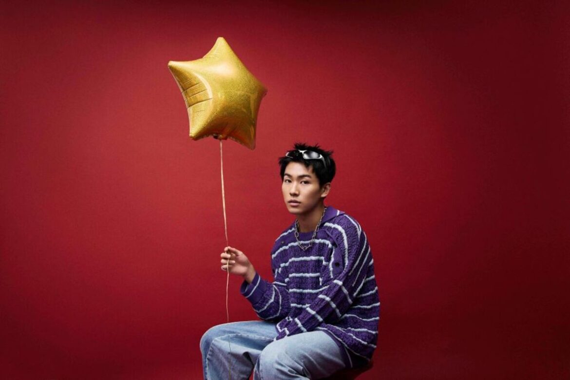 Ayumu Imazu、新曲「HOWL」がTVアニメ”カラオケ行こ!”主題歌に決定。同曲使用のアニメPV公開 Ayumu Imazu、新曲「HOWL」がTVアニメ"カラオケ行こ!"主題歌に決定。同曲使用のアニメPV公開