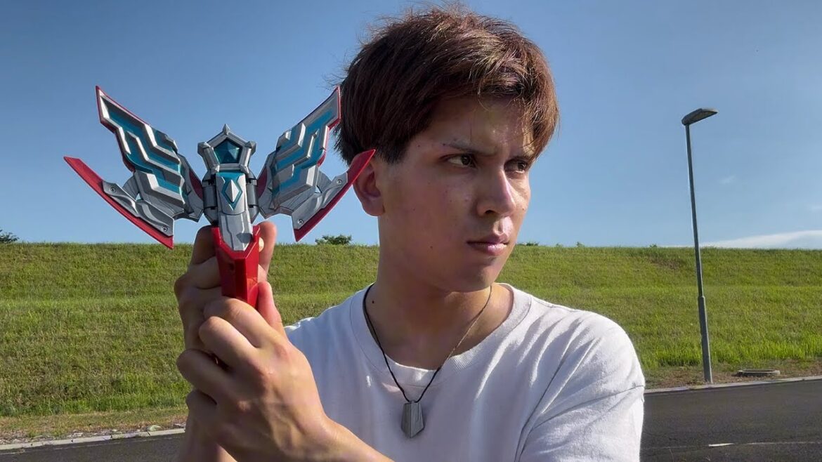 ウルトラマンオメガ　変身ポーズ(1話ver)やってみた