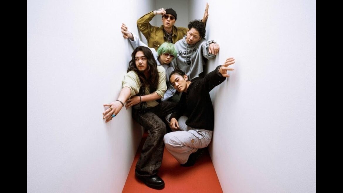 TTH- Kroi、TVアニメ”SAKAMOTO DAYS”第2クールOPテーマの新曲「Method」360度50台のiPhoneで囲み撮影されたMV公開 TTH- Kroi、TVアニメ"SAKAMOTO DAYS"第2クールOPテーマの新曲「Method」360度50台のiPhoneで囲み撮影されたMV公開