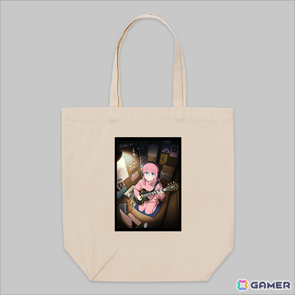 アニメ「ぼっち・ざ・ろっく」とギター・マガジンのコラボアパレルが登場!描き下ろしイラストのTシャツやトートバッグがラインナップの画像