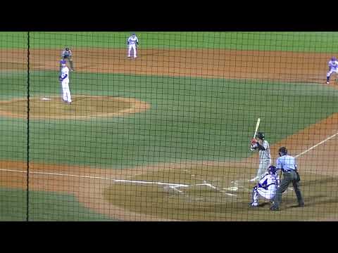 巨人 アナコンダ伊藤 海斗チャンスで鋭い打球 イースタン ベイスターズ対ジャイアンツ年8月7日 Baseball Wacoca Japan People Life Style