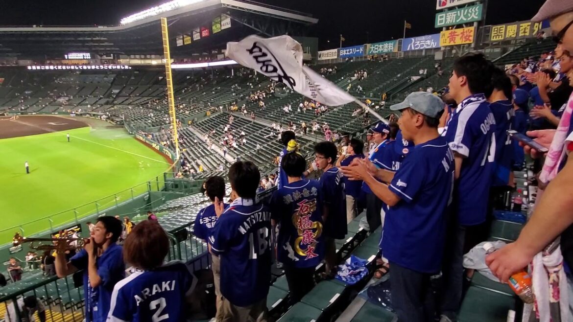 ケガ人帰ってこい 平田良介 ソイロ アルモンテの応援歌 1908 中日ドラゴンズ試合後 阪神甲子園球場 レフトビジター専用応援席 Baseball Wacoca Japan People Life Style ケガ人帰ってこい 平田良介 ソイロ アルモンテの応援歌 1908 中日ドラゴンズ試合後 阪神甲子園球場 レフトビジター専用応援席 Baseball Wacoca Japan People Life Style