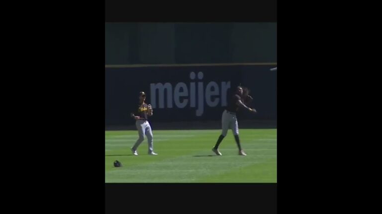 Oniel Cruz makes the difficult plays look easy 🔥vs Brewers