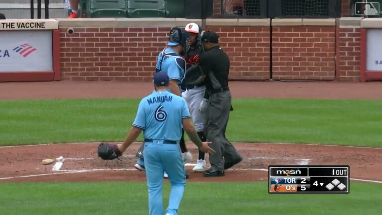 [MLB] オリオールズ対ブルージェイズで死球から乱闘騒ぎに！