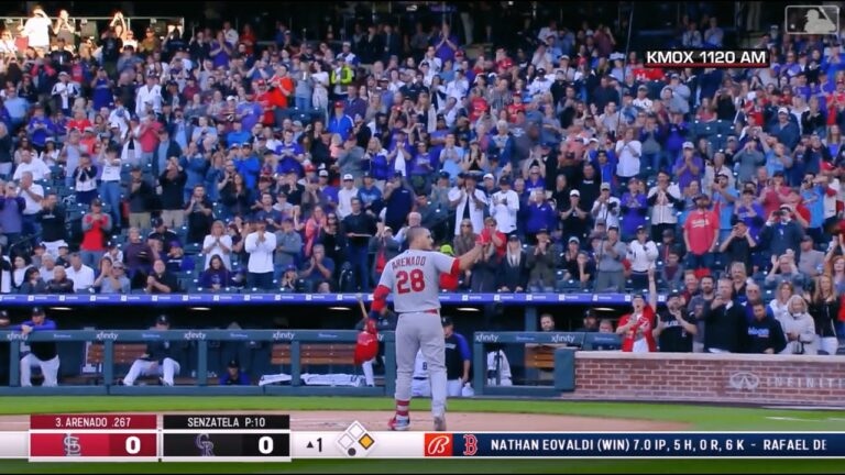 [MLB]アレナドが古巣ロッキーズのホームに凱旋！スタンディングオベーションを受ける！