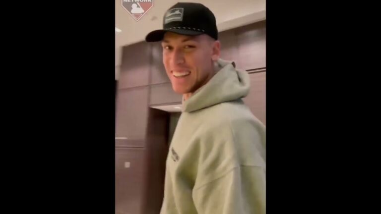 [MLB] ヤンキースからFAのジャッジ 故郷のジャイアンツと交渉へ！サンフランシスコに到着！