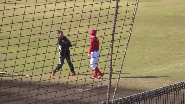 新井貴浩新監督と堂林翔太選手　～広島東洋カープ、日南秋季キャンプ2022・最終日～