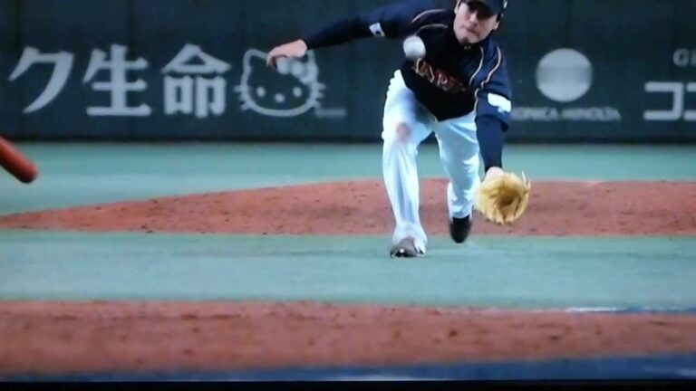 侍ジャパン、延長戦で台湾破る...4-3 !! 牧田投手のダイビングキャッチ！