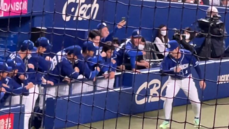 紅白戦サプライズゲスト 京田陽太 阿部寿樹 打席に登場 デスターシャも【中日ドラゴンズ ファンフェスタ2022】