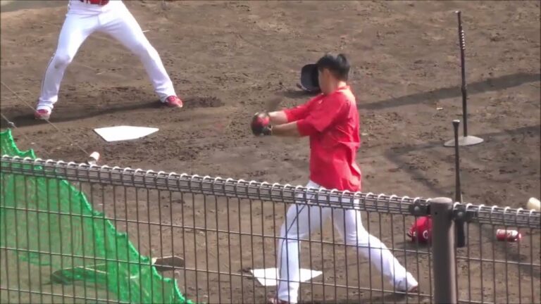 石原貴規選手（広島カープ・天理大卒）の高速連続トスバッティング