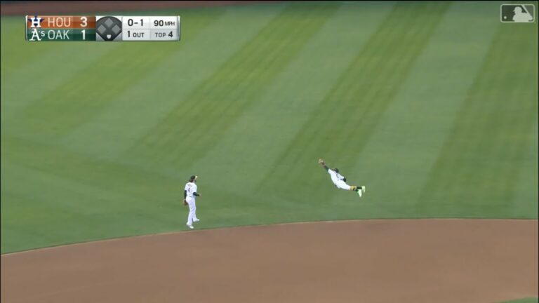 [MLB] アスレチックス ケンプが空を舞う！