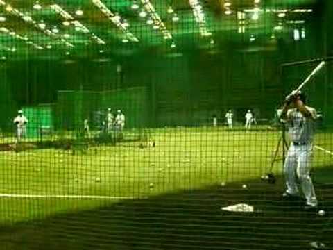 2008.6.21 ホークス 中村晃 バッティング練習　西戸崎にて