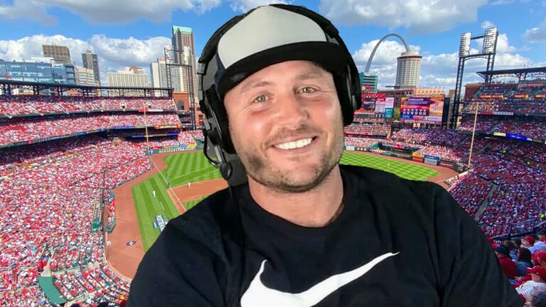 MATT HOLLIDAYの辞任とCARDINALSの攻撃について話し合う