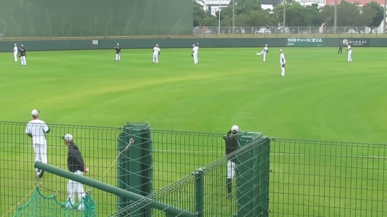 古谷拓郎　キャッチボール　23.2.2　千葉ロッテ石垣島春季キャンプ