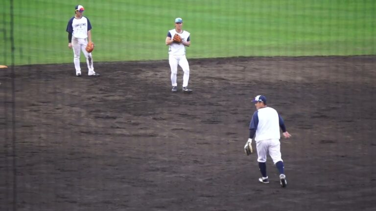 2023/2/12(日) ノック 元山飛優、長岡秀樹、武岡龍世、三ツ俣大樹、赤羽由紘(東京ヤクルトスワローズ)