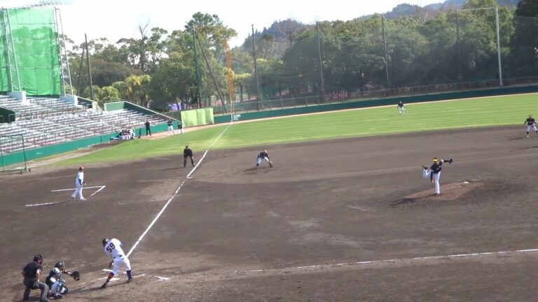 中村亮太投手、6回裏のピッチング　・侍ジャパンサポートメンバーの松原聖弥がタイムリー2ベースヒット！　【ホークス vs 巨人、練習試合】