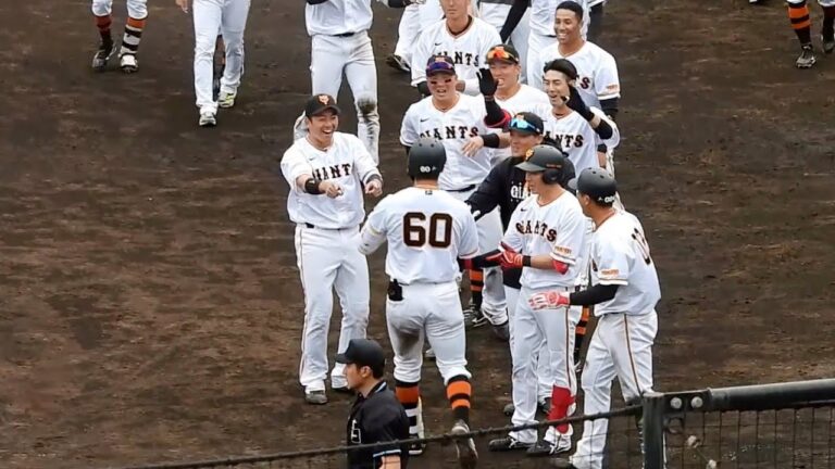 【劇的サヨナラ弾】菊田拡和、ヤクルト・星から逆転サヨナラ2ランホームラン！常総のバレンティンが大暴れ！【巨人vsヤクルト】2023.3.12
