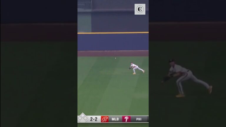 MLB / Brewers Joey Wiemer's STELLAR diving catch against the Mets!  #shorts #mlb #joeywiemer #fyp