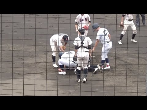 倒れた投手の元へすぐに駆け寄る横浜選手たち！迅速な対応がさすがすぎる