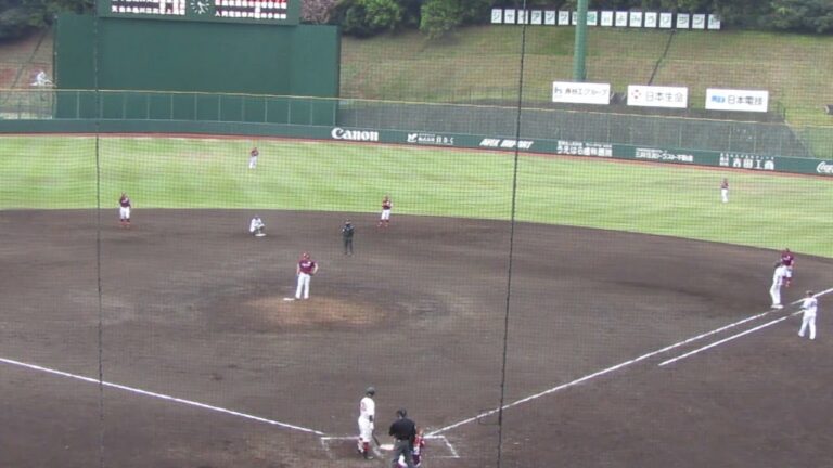 ちょっとステップもたつく感ある入江大樹のショート守備 2023年4月8日 読売ジャイアンツVS 楽天ゴールデンイーグルス2軍戦