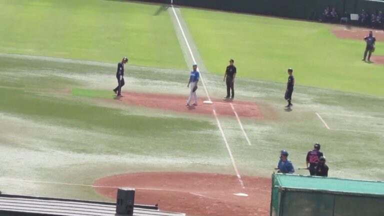 長谷川 威展スワローズ松井聖を抑える2023年5月6日ヤクルトスワローズ対  日本ハムファイターズ（二軍）