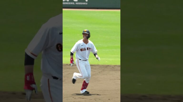 喜びを隠せない石川慎吾選手。菅野智之選手からヒット　#shorts