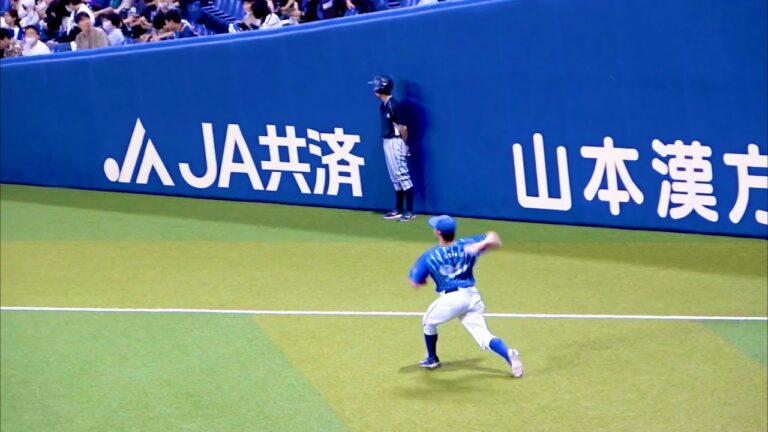 バウアーの大遠投！ 相手は髙城俊人 横浜DeNAベイスターズ 2023/5/27