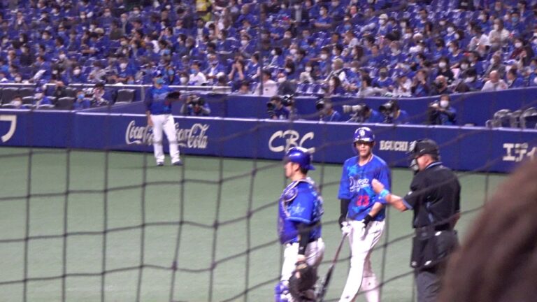 【2020/10/22時点】中日ドラゴンズ　 遠藤一星選手　第1打席登場シーン【中日ドラゴンズvs横浜DeNAベイスターズ】3塁側 内野SS 33通路 11列 87番 からの見え方【ナゴヤドーム】