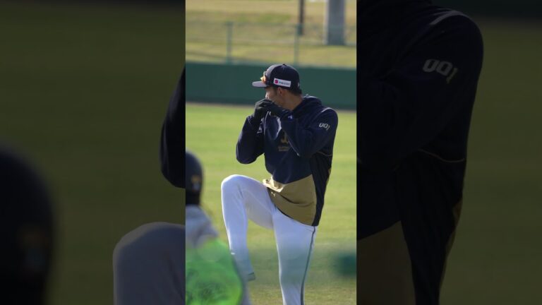 【オリックス】練習前の #佐藤一磨 投手