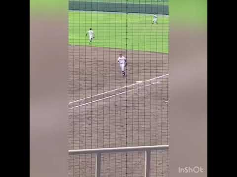 智弁和歌山黒川選手 俊足飛ばして2塁打に