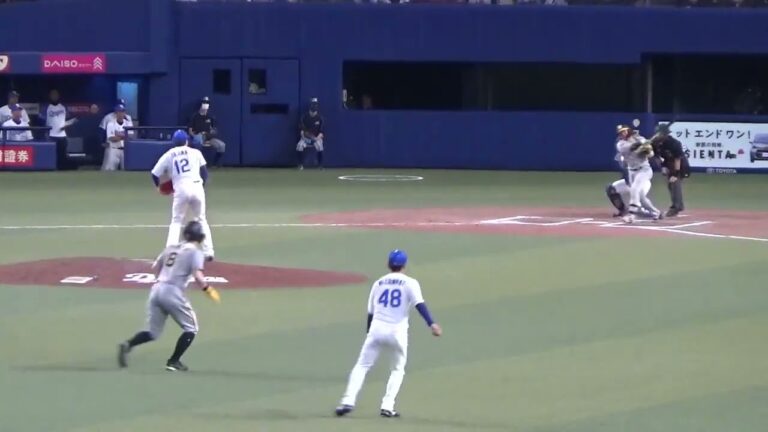 7回田島慎二見事な火消しで6H