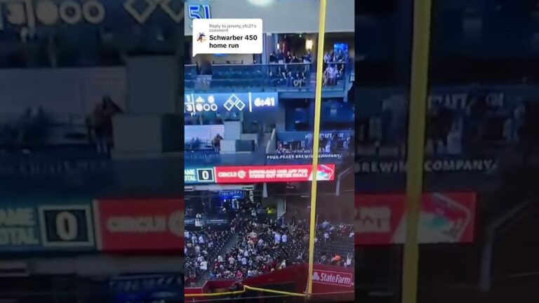 カイル・シュワーバーがアリゾナ・ダイヤモンドバックス戦で450フィートのホームランを打った